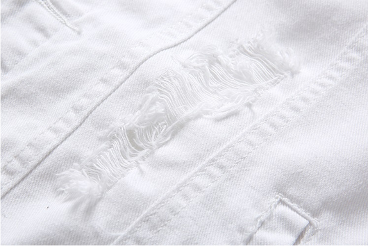 Chaleco Denim Blanco con Bolsillos y Detalles Rotos - Image 19