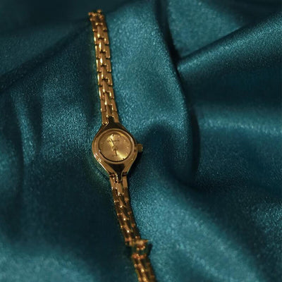 Reloj Antiguo Estilo Caballo Ojo de Cobre - Image 6