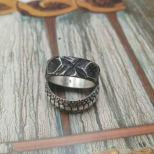 Anillo de Plata 925 con Runas Vikingas Artesanal - Estilo Retro para Hombre - Image 10