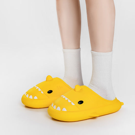Pantuflas de Pareja Tiburón Cartoon - Suela Suave EVA y Algodón - Image 4