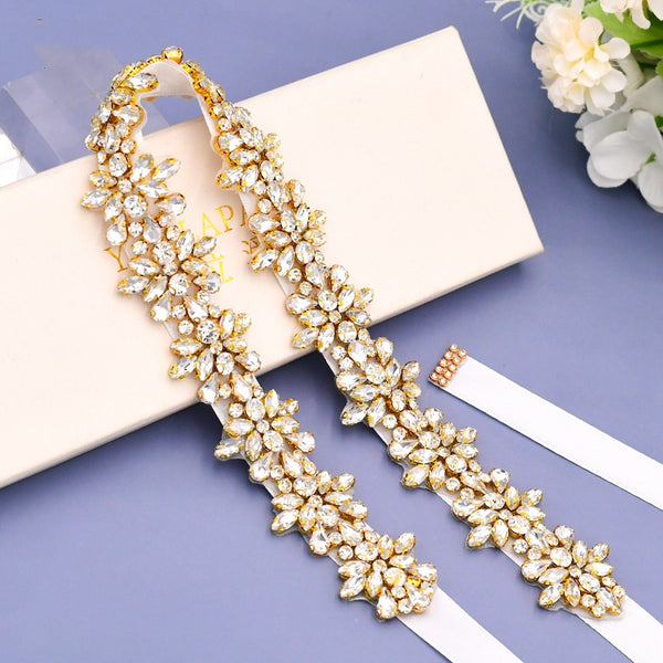 Cinturón de Lujo Artesanal con Strass y Lentejuelas