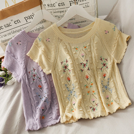 Blusa Lino Bordado Calado Manga Corta Ajustada
