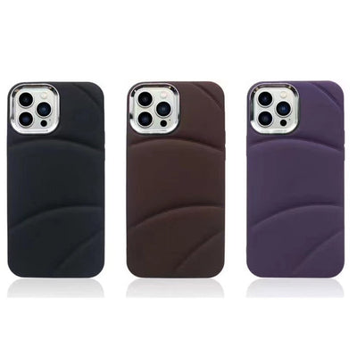 Funda de Teléfono de Silicona Mate con Inyección de Aceite Líquido - Image 4