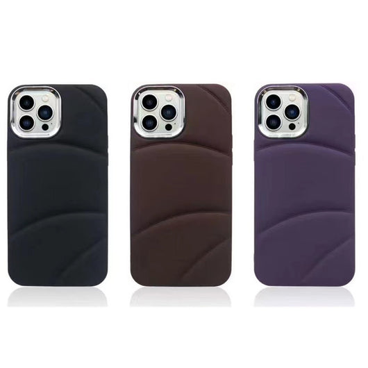 Funda de Teléfono de Silicona Mate con Inyección de Aceite Líquido - Image 4
