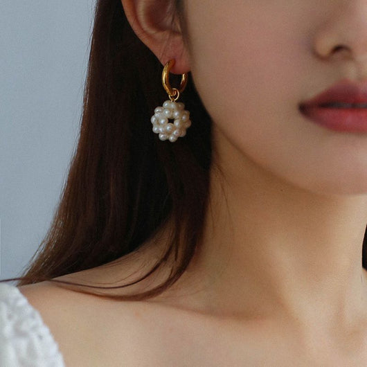 Aretes Esféricos de Perlas Tejidas a Mano para Mujer - Image 5
