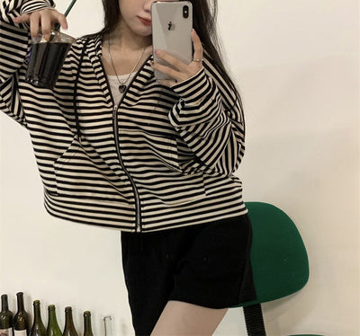 Sudadera Holgada a Rayas con Estilo Relajado - Image 16