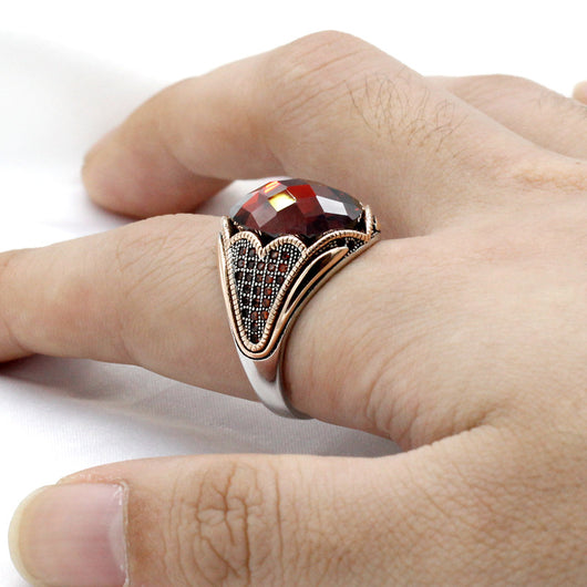 Anillo de Plata 925 con Circón Rojo y Baño de Oro Rosado para Hombre - Image 4