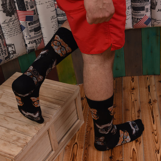 Calcetines Estampados Medianos para Hombre - Diseño Clásico y Versátil - Image 9