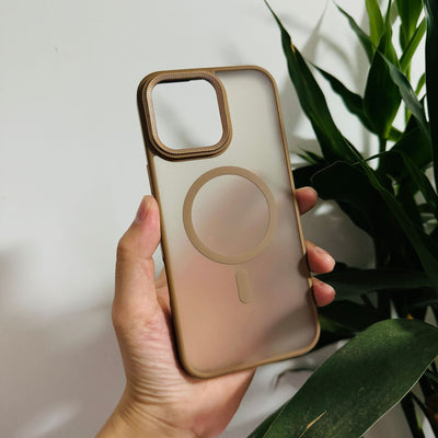 Funda Magnética Transparente Antigolpes con Efecto Esmerilado - Image 6