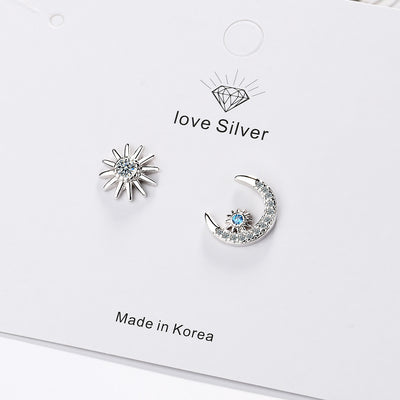 Aretes Asimétricos Luna y Estrella - Elegancia Minimalista para Mujer - Image 2