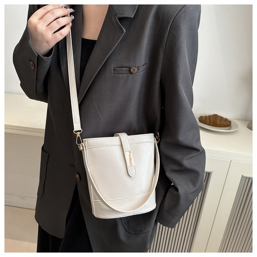 Bolso Bandolera Mujer Un Hombro con Diseño de Mano - Image 18