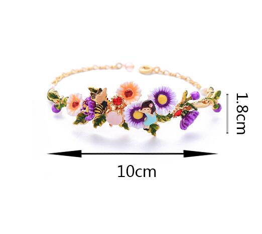 Pulsera de Flores Esmaltadas Pintadas a Mano - Diseño Abeja y Corazón - Image 6