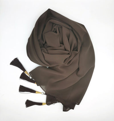 Hijab Elegante con Borlas en las Cuatro Esquinas - Image 3