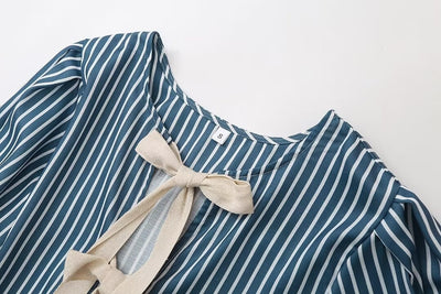 Blusa Rayada con Moño y Cordones - Estilo Europeo y Americano - Image 10