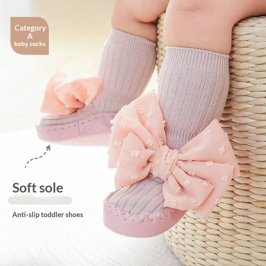Zapatos y Calcetines para Bebé con Suela de Cuero Antideslizante y Detalles de Moño