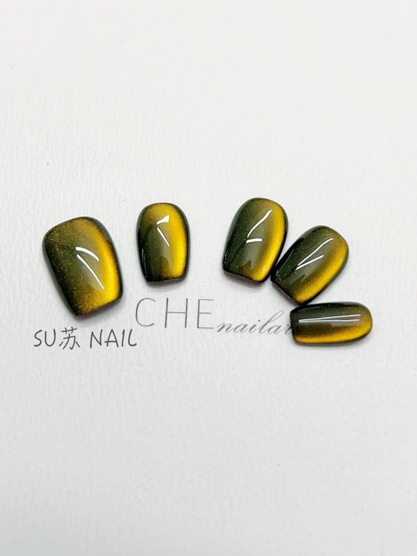 Uñas Postizas Gato Negro Verde Oscuro - Diseño Elegante y Sofisticado