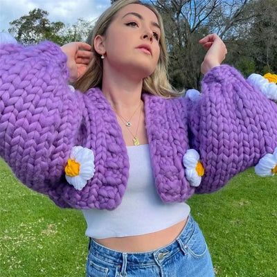 Cardigan Tejido a Mano con Flores 3D - Suéter Crochet Slim para Mujer - Image 6