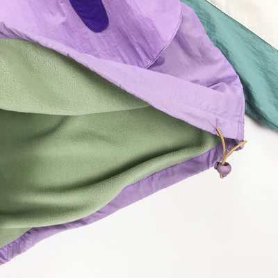 Chaqueta Suéter con Cuello Alto y Parche de León - Diseño de Combinación de Colores Moderno - Image 13