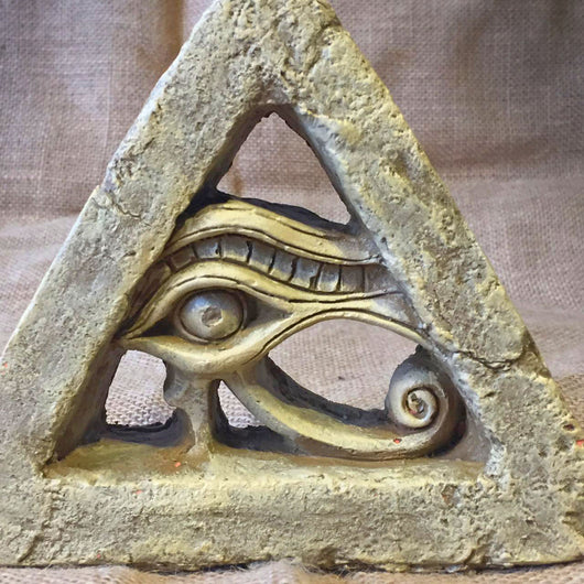 Estatua del Ojo de Horus Egipcio - Figura Decorativa de Resina Wedjat - Image 4