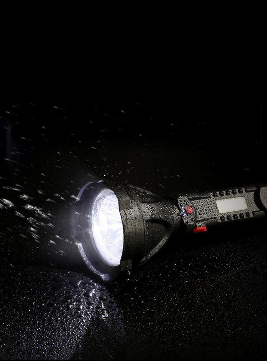 Linterna LED Recargable USB para Exterior - Image 4