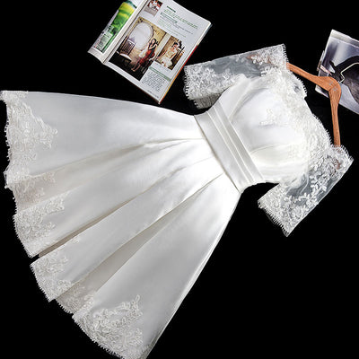 Vestido de Novia con Encaje y Hombros Descubiertos - Image 11