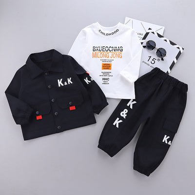 Conjunto de 3 Piezas: Chamarra Estilo Letras, Camiseta Manga Larga y Jeans - Image 5