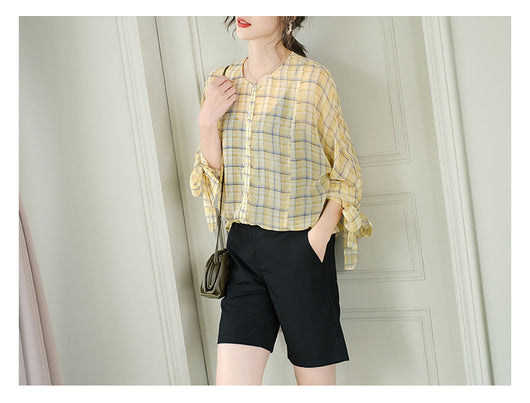 Blusa de Cuadros para Mujer con Mangas 3/4 y Cuello Redondo en Chifón - Image 3