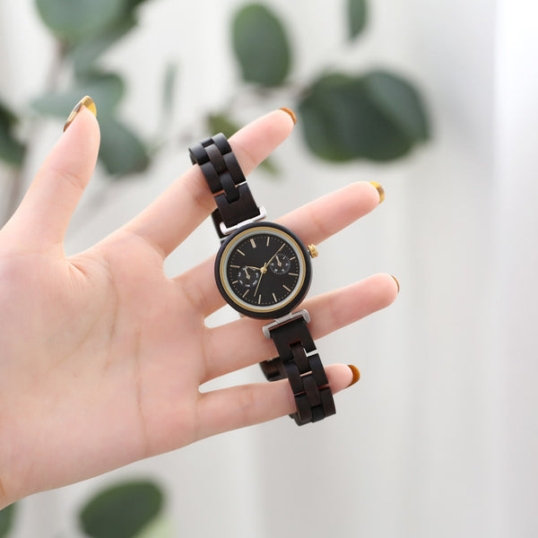 Reloj de Pulsera Analógico Redondo en Madera de Ébano con Movimiento de Cuarzo