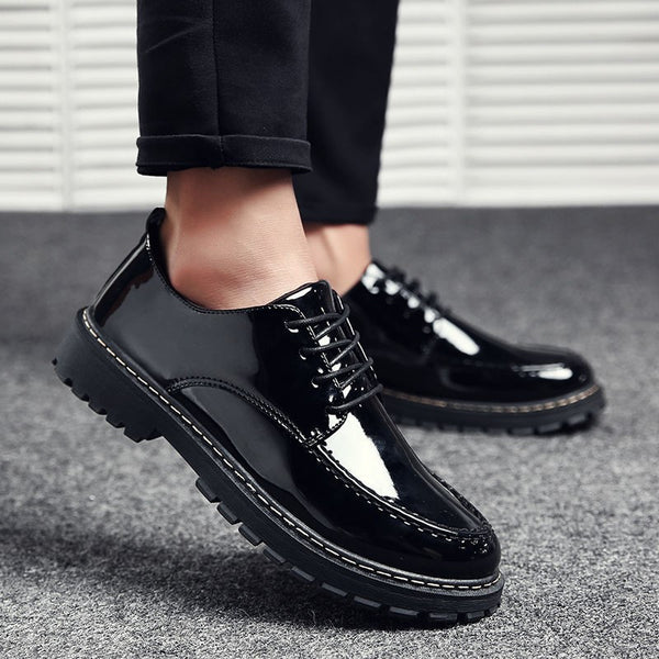 Botas Altas de Cuero para Hombre - Diseño Versátil y Duradero