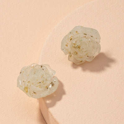 Aretes de Resina Transparente con Lámina de Oro y Rosas - Image 9