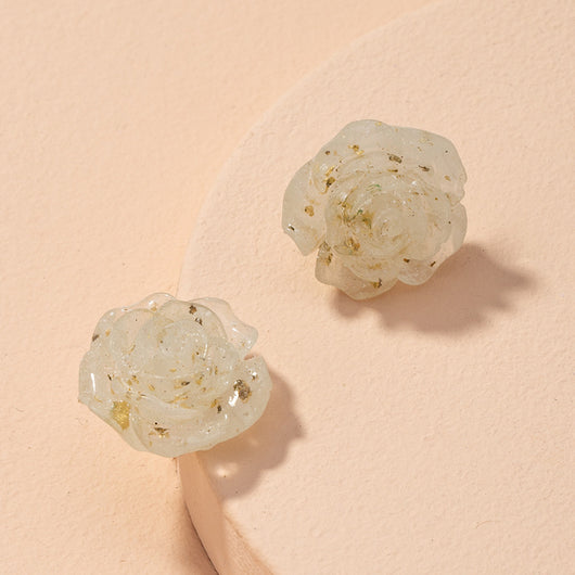 Aretes de Resina Transparente con Lámina de Oro y Rosas - Image 9