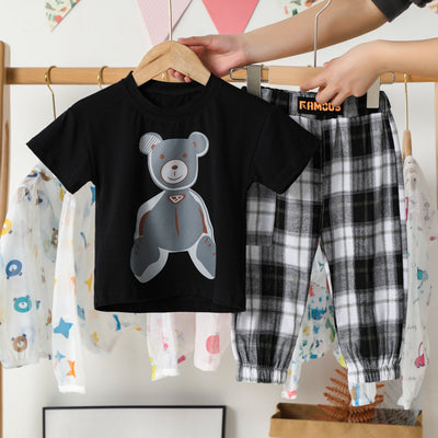 Conjunto Infantil Osito Cartoon: Playera Manga Corta y Pantalón Cuadros - Image 4