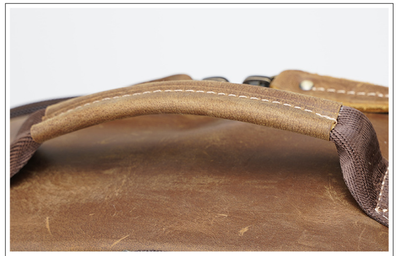 Mochila de Cuero Auténtico para Hombre - Diseño Moderno y Versátil - Image 14
