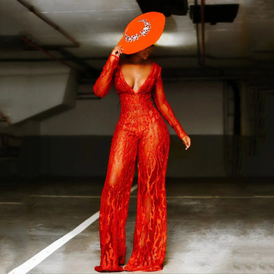 Jumpsuit Rojo con Lentejuelas y Escote Halter - Estilo Europeo - Image 3