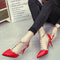 Tacones Altos Puntiagudos con Tachuelas