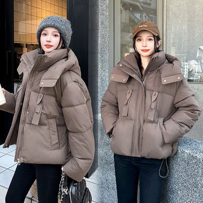 Chaqueta Corta Acolchada con Capucha para Mujer - Image 2