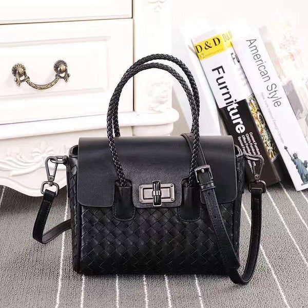 Bolso Tejido a Mano en Cuero Genuino
