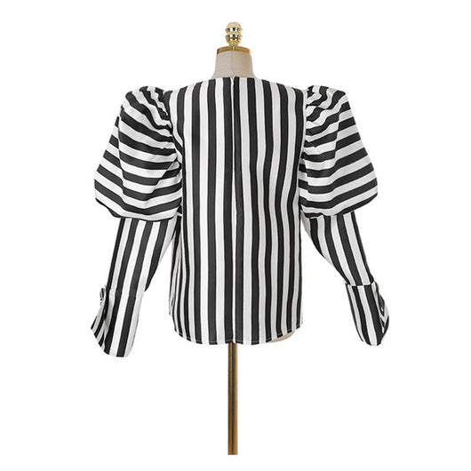 Blusa Cuello Redondo con Diseño Linterna - Image 5