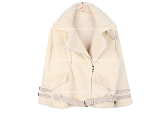 Abrigo de Cuero para Mujer con Detalles de Piel y Hebillas - Image 6