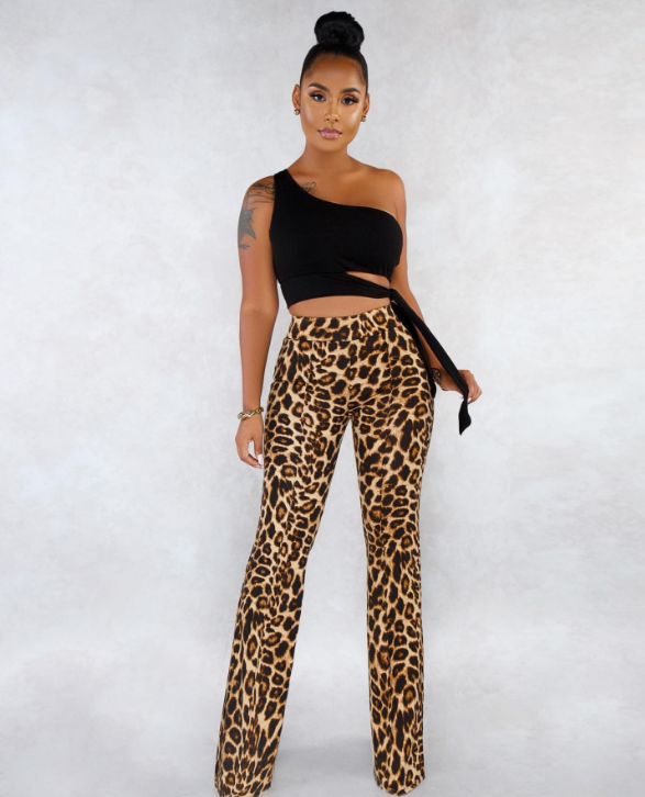 Pantalones Acampanados Leopardo Slim