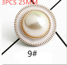 Broche Decorativo para Ajustar Ropa - Image 11