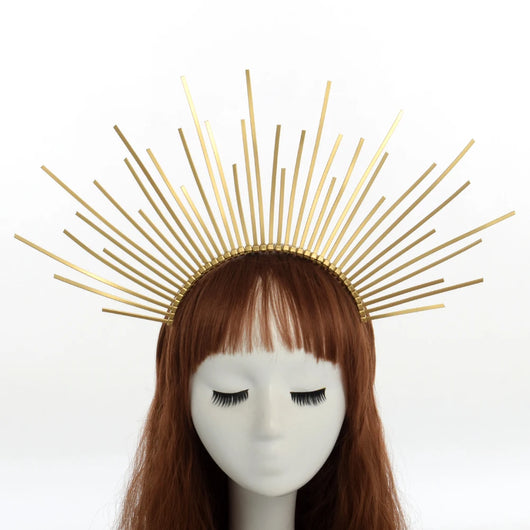Diadema Gótica con Halo Dorado Exagerado - Image 8