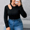 Blusa Ajustada de Cuello Redondo con Detalles Calados