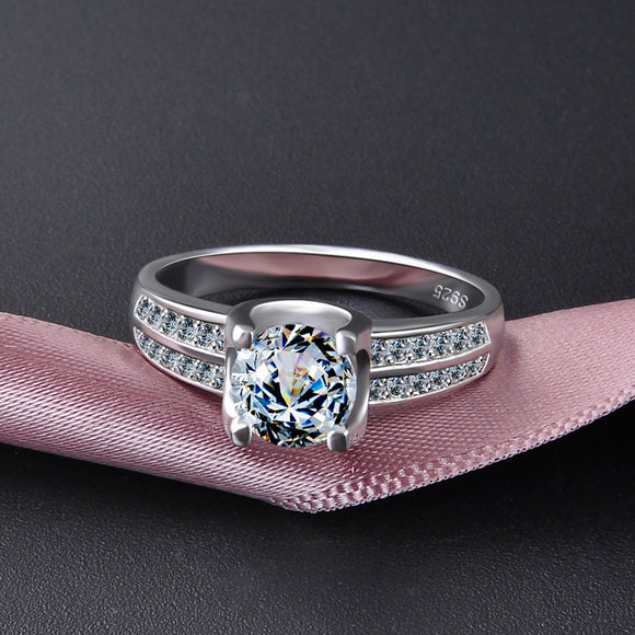 Anillo de Diamante Nueve Corazones y Una Flor