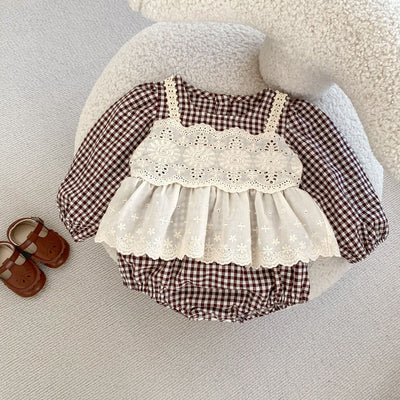 Enterizo Elegante para Bebé Niña con Encaje y Falda Triangular - Image 23