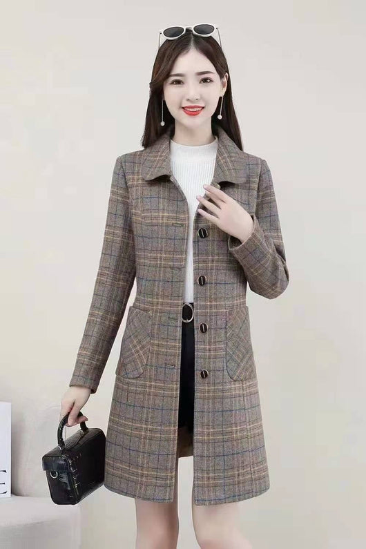 Abrigo de Lana Cuadrillé para Mujer Madura - Colección Otoño - Image 10