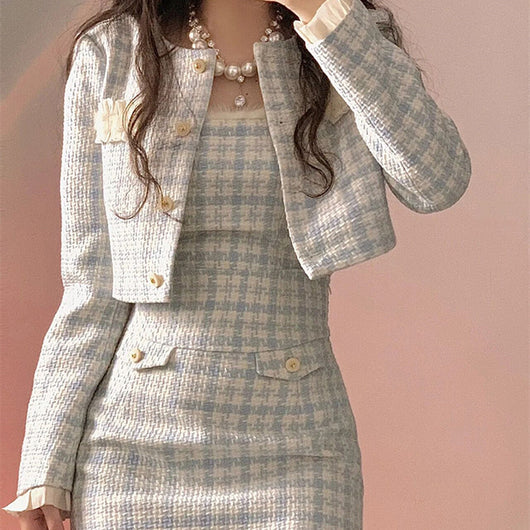 Conjunto Elegante Azul y Blanco para Mujer - Estilo Clásico Sofisticado