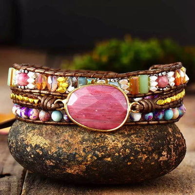 Pulsera Étnica de Cuero con Grano de Madera y Cristal - Image 4