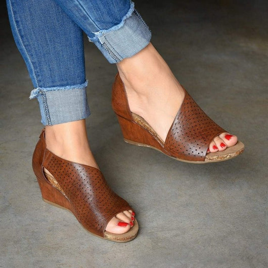 Sandalias Romanas con Tacón Cuña y Punta Abierta - Image 3