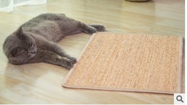 Protector de sofá antigarras con almohadilla de sisal resistente